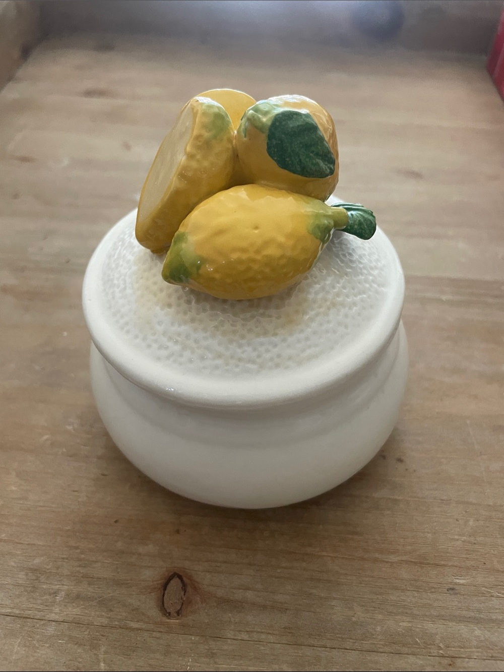 Source Unknown Vintage white Ceramic Lemon Trinket Box